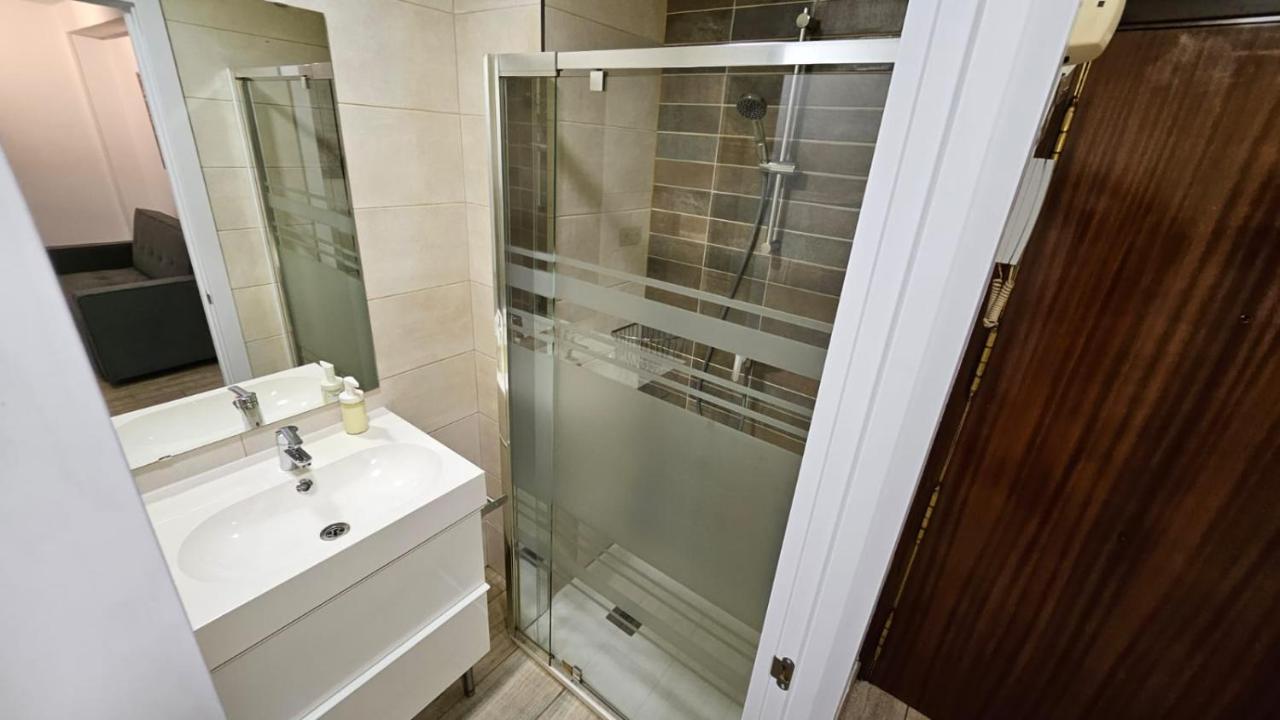 Luminoso Apartamento 6 Personas Pueblo Nuevo Madrid Exterior foto